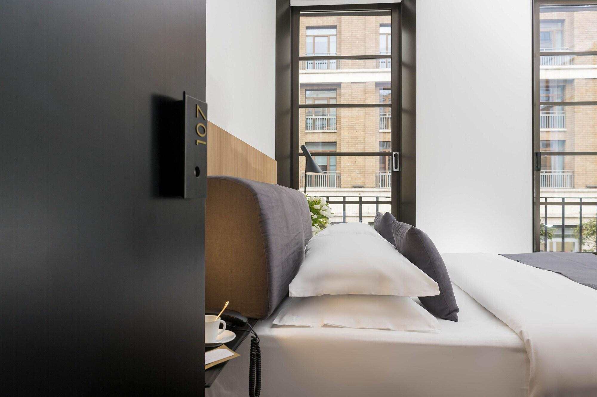 Hotel Royal Bissolati Rome Bagian luar foto