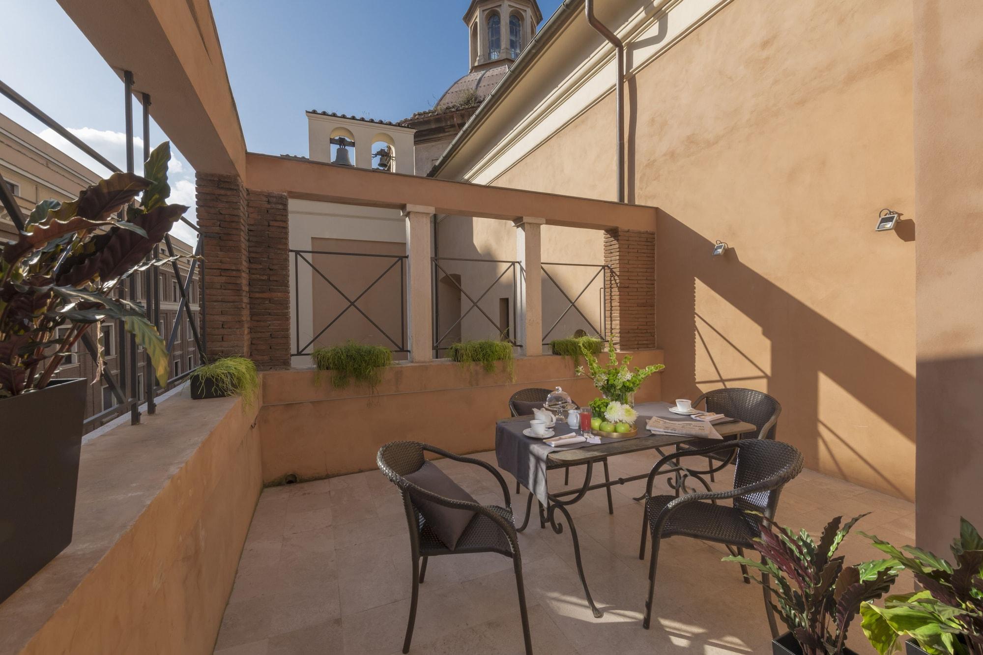 Hotel Royal Bissolati Rome Bagian luar foto