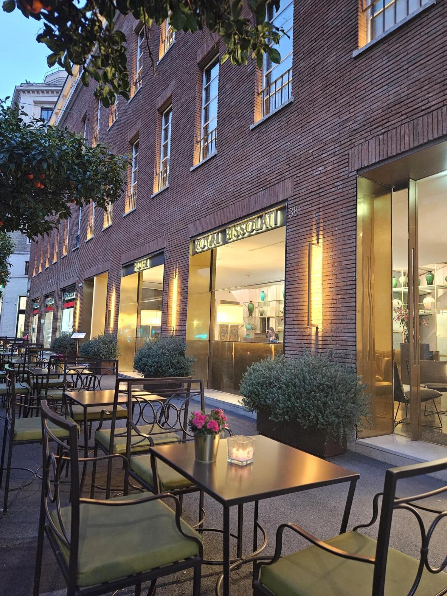 Hotel Royal Bissolati Rome Bagian luar foto