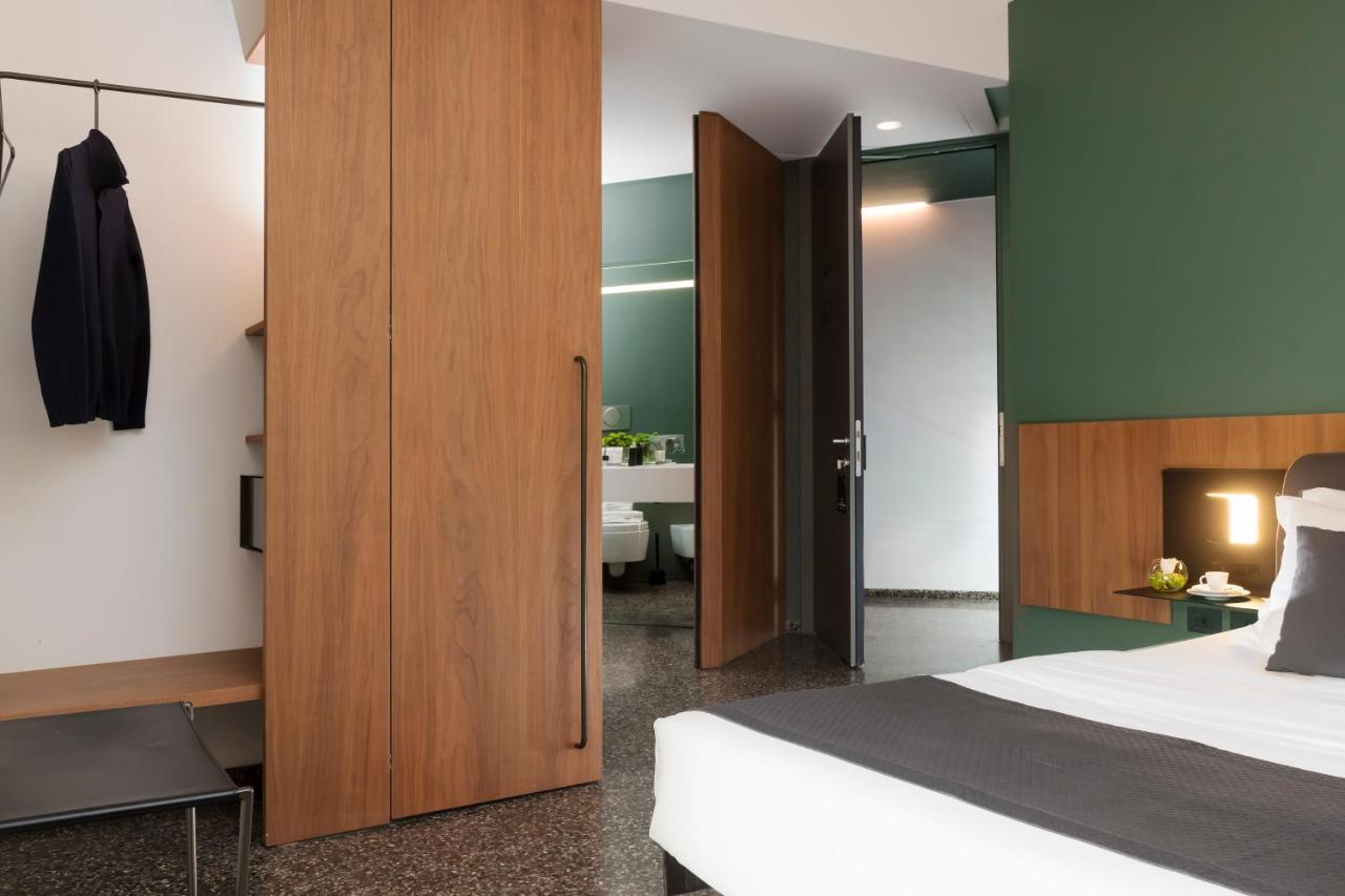Hotel Royal Bissolati Rome Bagian luar foto