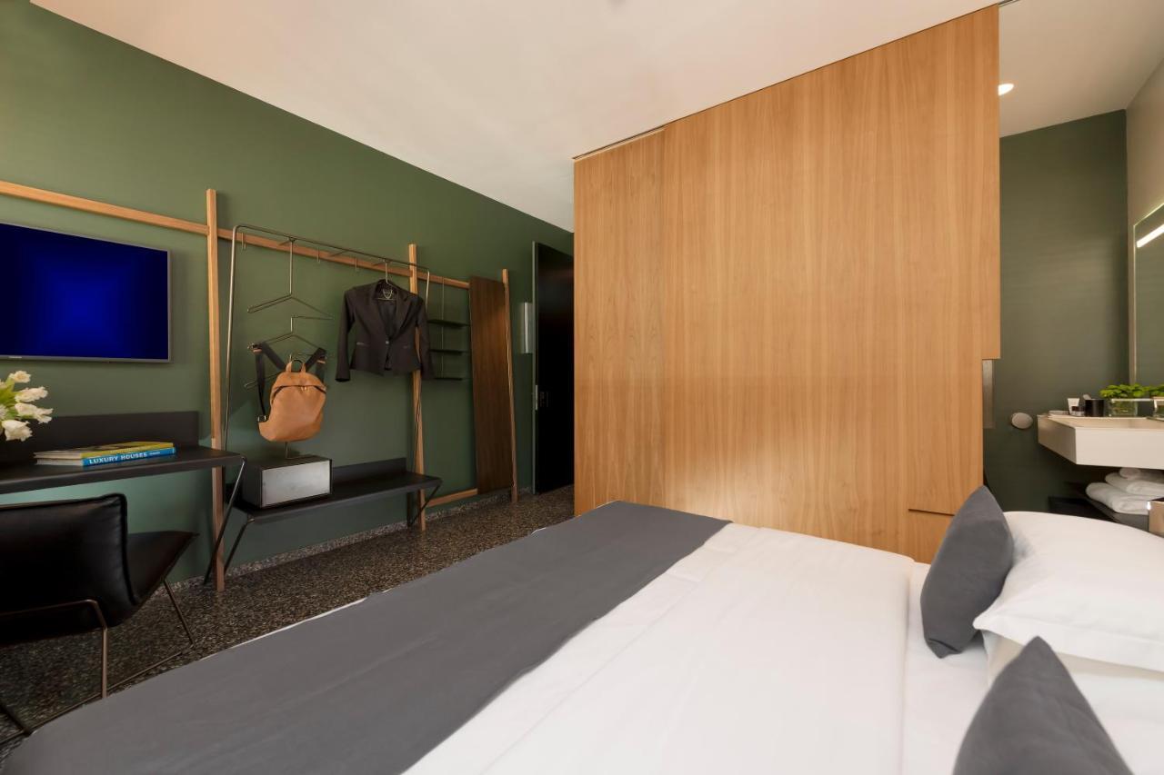 Hotel Royal Bissolati Rome Bagian luar foto